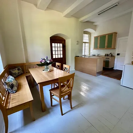 Kloster Malgarten Otel *